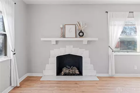 Living - 141 Napoleon Dr, Kettering, OH 45429 photo 5 of 11