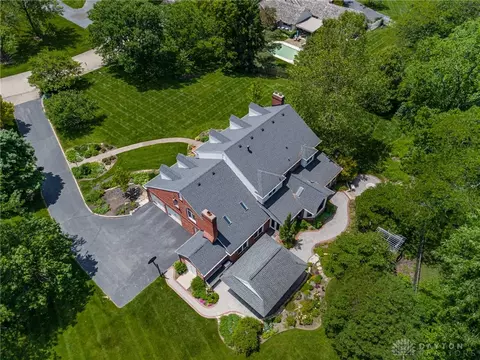 View/Area - 533 Lockerbie Ln, Kettering, OH 45429 photo 2 of 2
