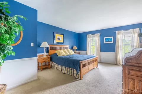 Bedroom - 533 Lockerbie Ln, Kettering, OH 45429 photo 6 of 12