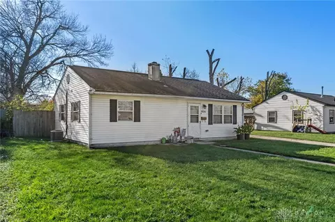 814 Roxana Dr, Vandalia, OH 45377