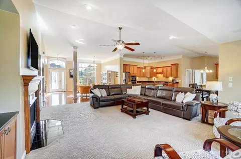 Living - 791 Ascot Dr, Maineville, OH 45039 photo 3 of 6