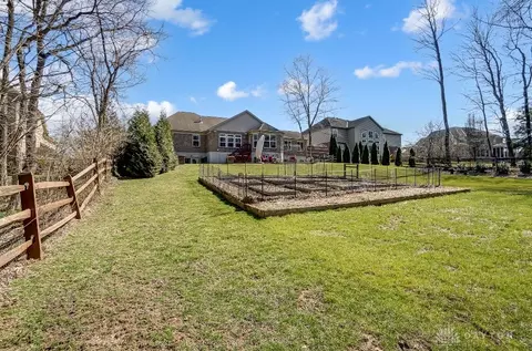 Exterior - 791 Ascot Dr, Maineville, OH 45039 photo 4 of 16