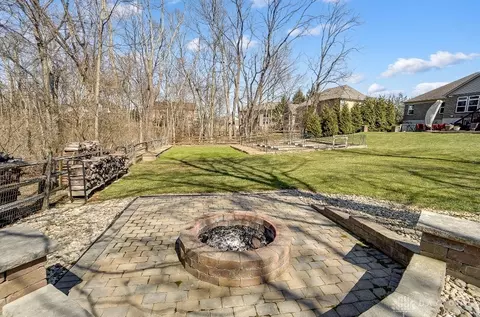 Exterior - 791 Ascot Dr, Maineville, OH 45039 photo 12 of 16