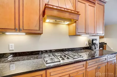 Kitchen - 791 Ascot Dr, Maineville, OH 45039 photo 5 of 10
