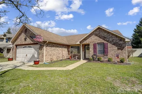 8840 Christygate Ln, Dayton, OH 45424