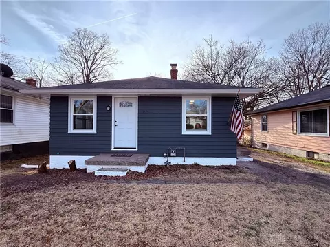 2131 Wesleyan Rd, Dayton, OH 45406