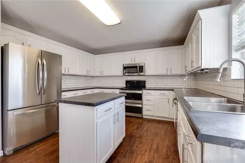 1626 Farrington Dr, Kettering, OH 45420 photo 25
