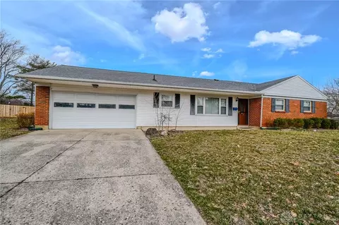 1213 Benfield Dr, Dayton, OH 45429