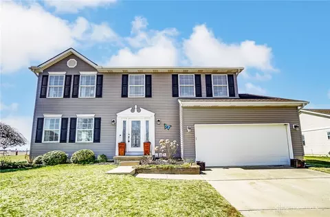 503 Caleb Dr, Brookville, OH 45309