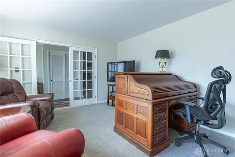 317 Blackstone Dr, Centerville, OH 45459 photo 3