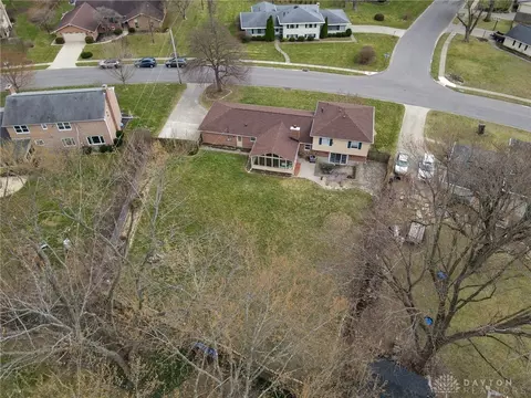 317 Blackstone Dr, Centerville, OH 45459 photo 43