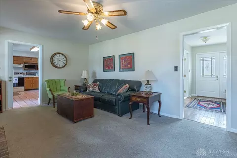 317 Blackstone Dr, Centerville, OH 45459 photo 8