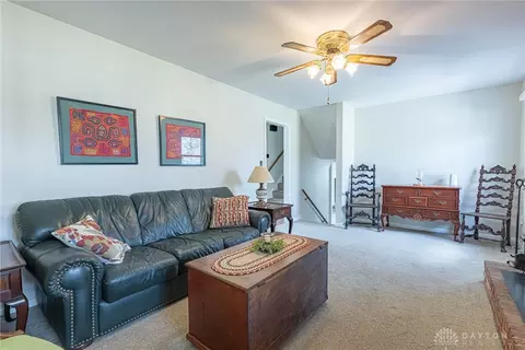 317 Blackstone Dr, Centerville, OH 45459 photo 6