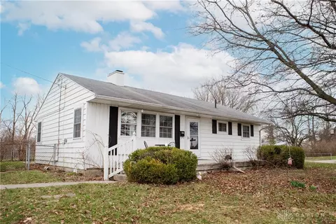 2866 Galewood St, Kettering, OH 45420 photo 2