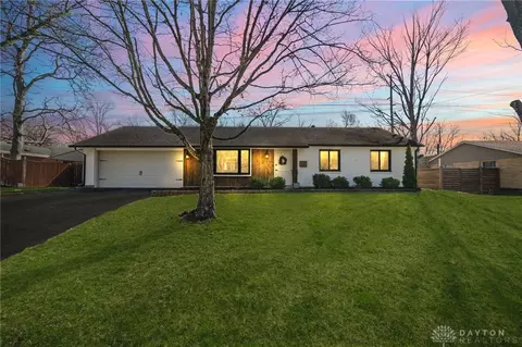 220 Bethel Rd, Dayton, OH 45458
