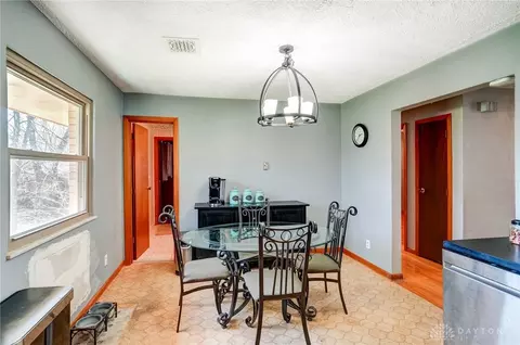 195 E Lytle 5 Points Rd, Centerville, OH 45458 photo 3