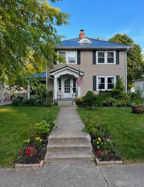 1837 Longview Dr, Springfield, OH 45504