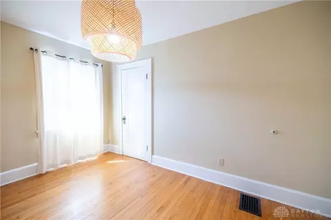 Bedroom - 1837 Longview Dr, Springfield, OH 45504 photo 3 of 7