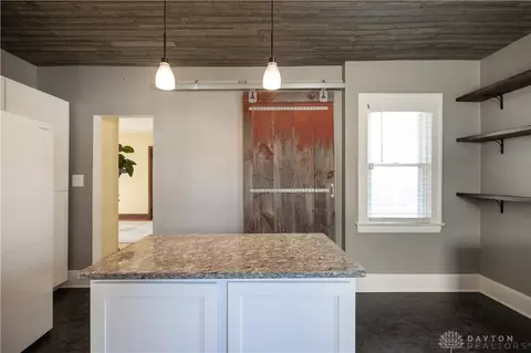 Kitchen - 1837 Longview Dr, Springfield, OH 45504 photo 3 of 4