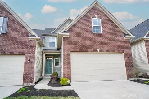 7947 Pinnacle Point Dr, West Chester, OH 45069