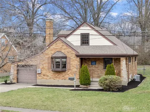 3282 Dolomar Dr, Colerain Township, OH 45239