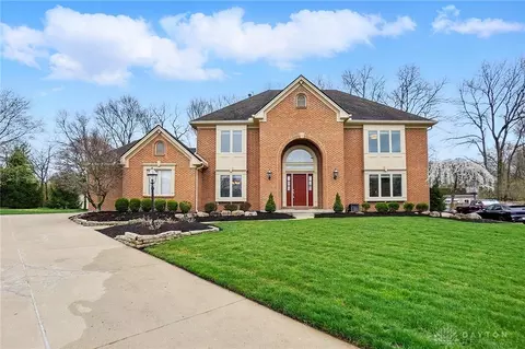 10180 Apple Springs Dr, Washington Township, OH 45458