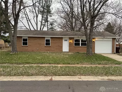 424 Willow Dr, Eaton, OH 45320