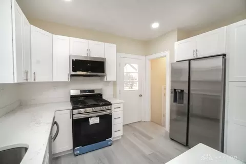 1384 W Galbraith Rd, Cincinnati, OH 45231 photo 13