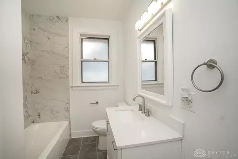 1384 W Galbraith Rd, Cincinnati, OH 45231 photo 20