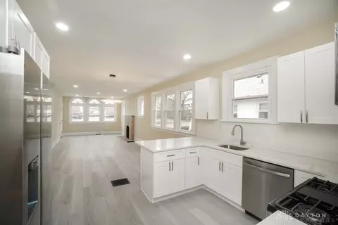 1384 W Galbraith Rd, Cincinnati, OH 45231 photo 14