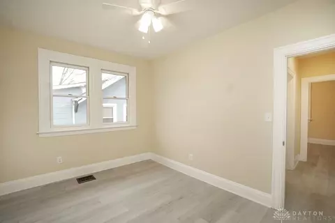 1384 W Galbraith Rd, Cincinnati, OH 45231 photo 23