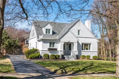 523 Hathaway Rd, Oakwood, OH 45419