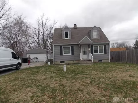 12 Walnut Rd, Medway, OH 45341 photo 1