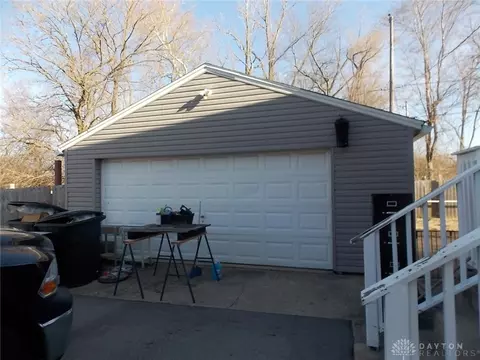 12 Walnut Rd, Medway, OH 45341 photo 6