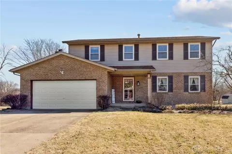 5902 Mill Crest Ct, Hamilton, OH 45011