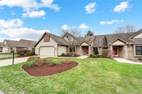 6884 Tifton Green Trl, Dayton, OH 45459