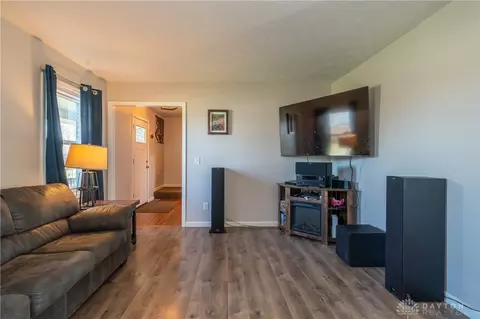 2375 Greenknoll Dr, Springfield, OH 45502 photo 5
