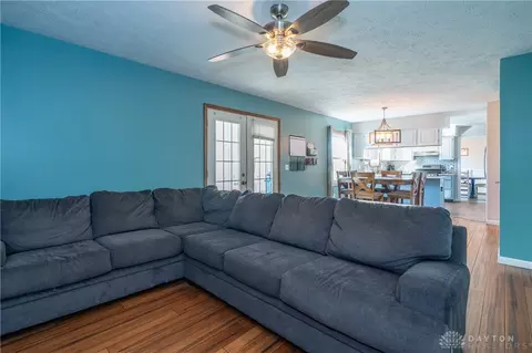 2375 Greenknoll Dr, Springfield, OH 45502 photo 17