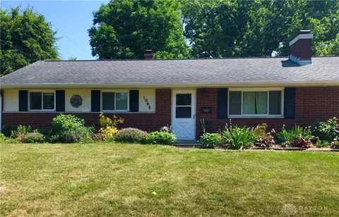 1068 Richview Ct, Dayton, OH 45429
