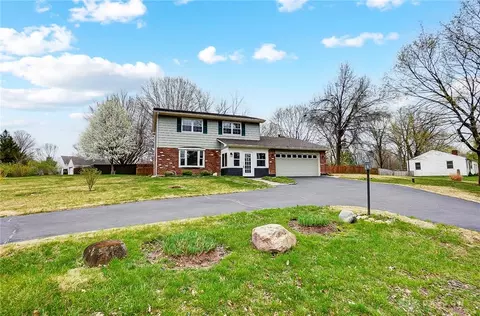 1818 Stansberry Rd, Dayton, OH 45432