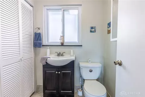 Bath - 983 Gardner Rd, Kettering, OH 45429 photo 1 of 3