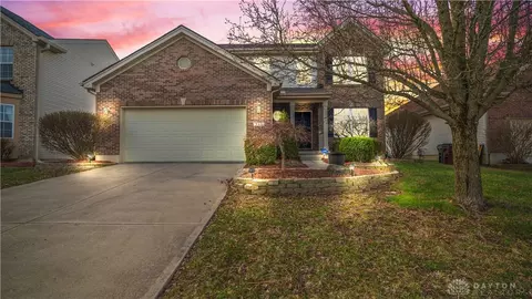 510 Wildrose Ln, Clayton, OH 45315