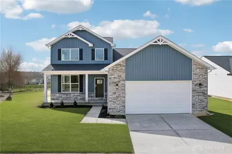 543 Holland Dr, Trenton, OH 45067