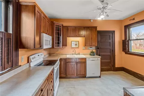 2301 E High St, Springfield, OH 45505 photo 23