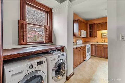2301 E High St, Springfield, OH 45505 photo 22