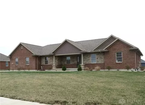 105 Timber Trl, Anna, OH 45302