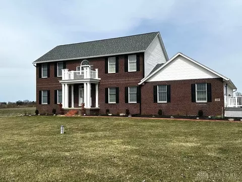 1198 Victory Rd, Springfield, OH 45504