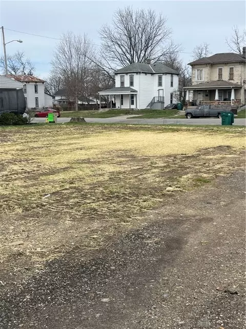 433 E Grand Ave, Springfield, OH 45505