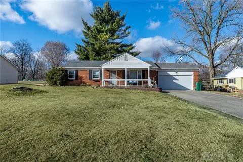 3766 Knollwood Dr, Dayton, OH 45432