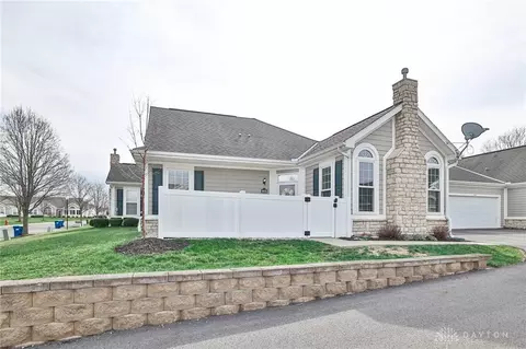 4674 Cobblestone, Tipp City, OH 45371